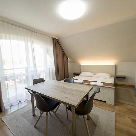 Jarja Panzio 3* Hajdúszoboszló