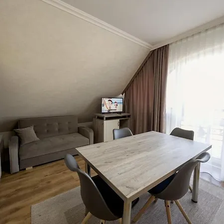 Jarja Panzio Gæstehus 3*
