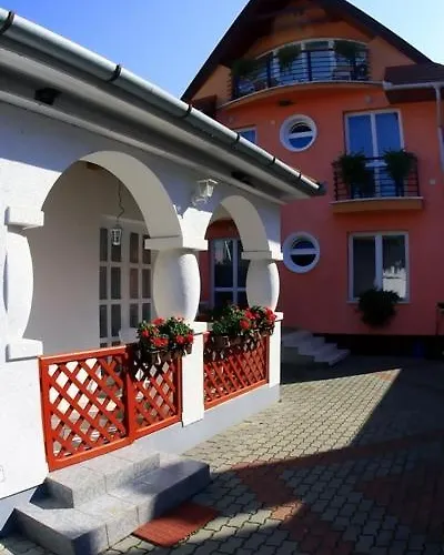 Jarja Panzio 3*