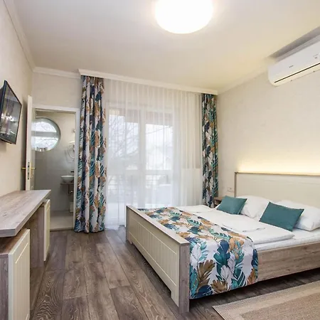 Jarja Panzio Guest house 3*