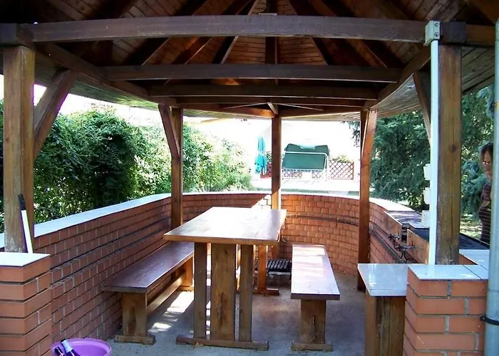 Jarja Panzio 3*